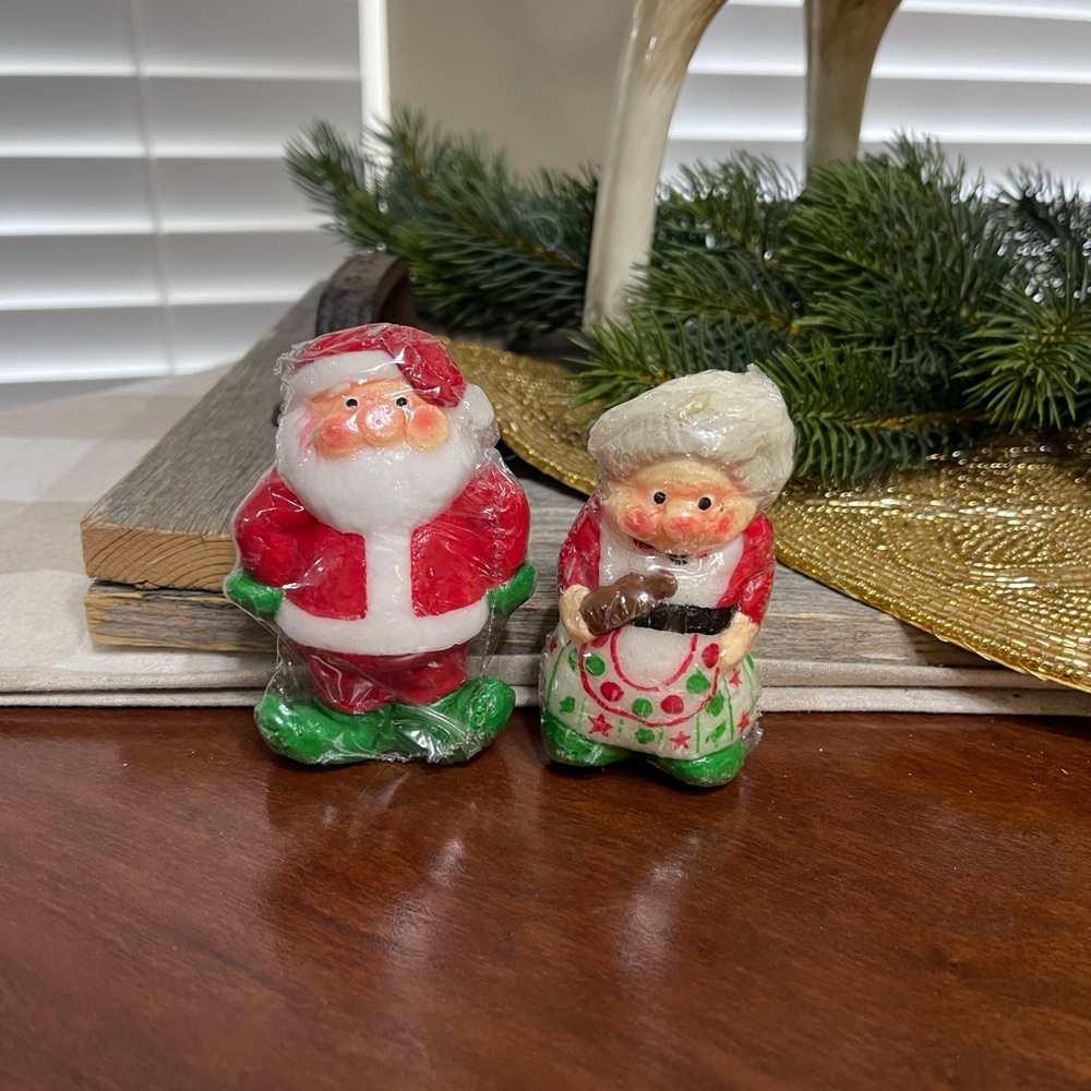 Santa Claus & Mrs  Vintage Candles  Holiday f 1980s